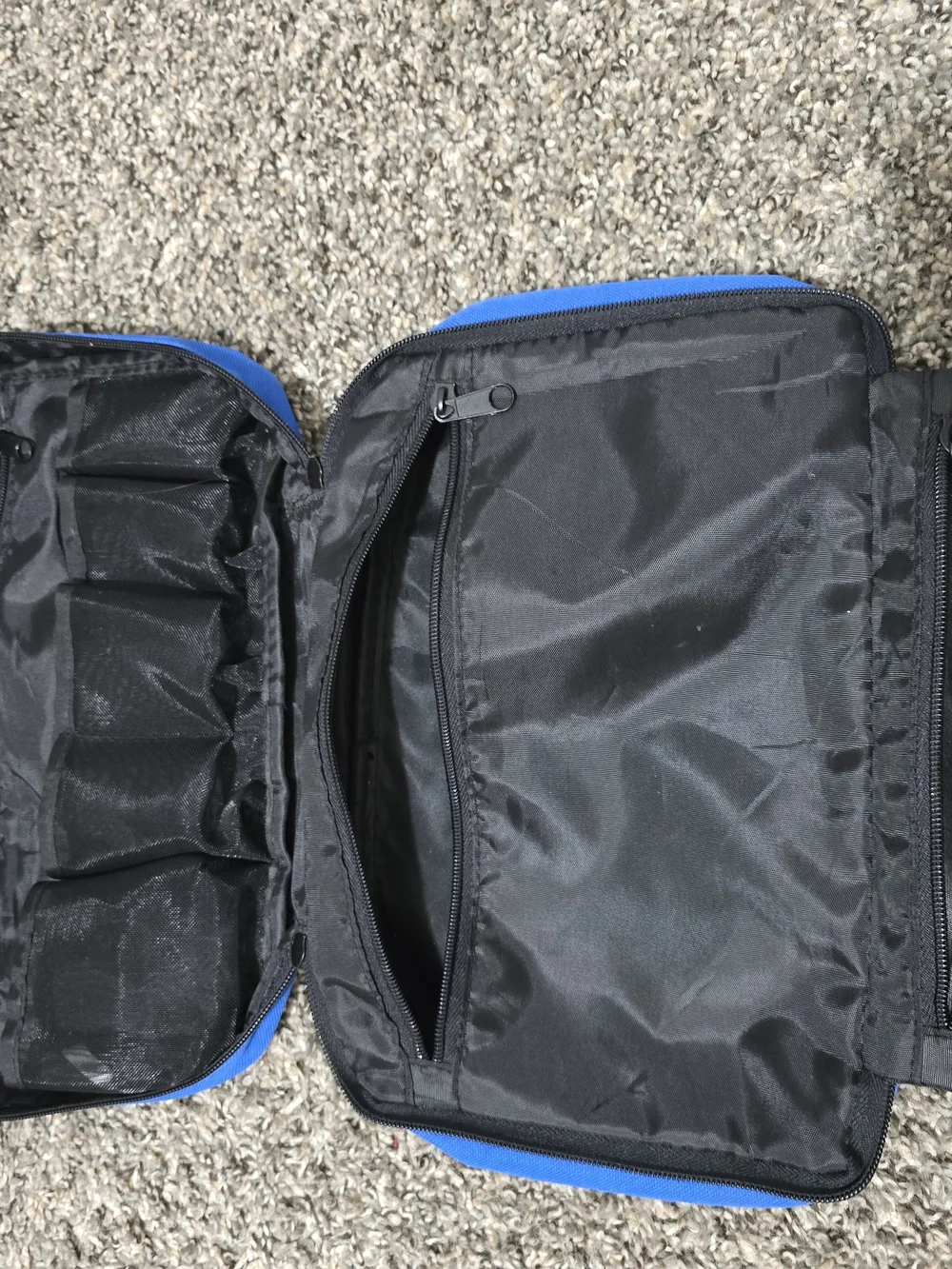 Wayfair Basics Blue and Black Travel Toiletry Organizer